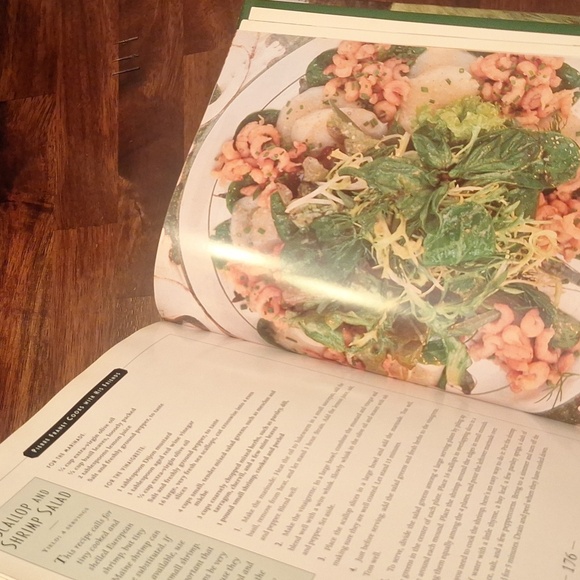 Pierre Franey Cooks With His Friends Cookbook Hardback 1997 MINT Cond. - Picture 13 of 16